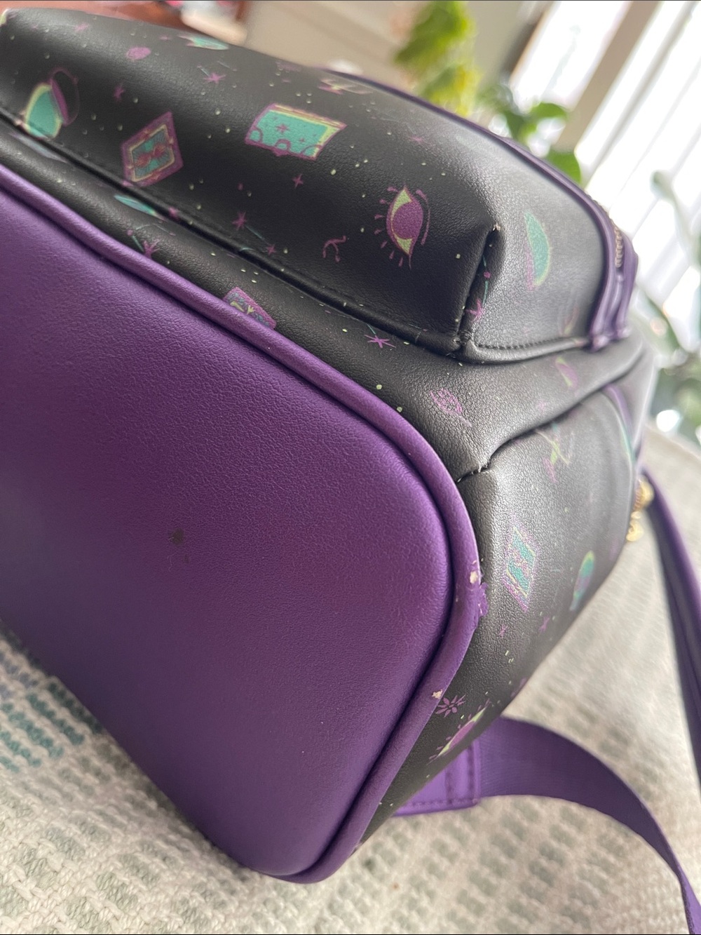 Disney Loungefly Backpack - Picture 8 of 9
